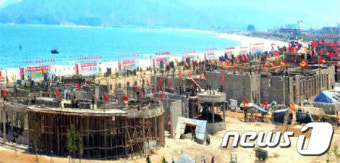 공사 한창인 北 원산갈마해안관광지구
