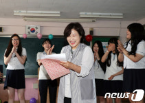 웃음꽃 만발한 교실 