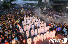 (주)아모스광주금남점 | 금남로 가득 메운 '광주의 목소리'