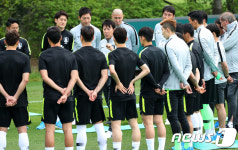 신태용호 첫 소집훈련, 감독과의 대화