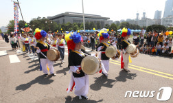 축제의 장으로 변신한 국회