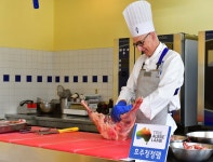 호주축산공사, 르 꼬르동 블루와 호주청정램 발골 시연회 진행