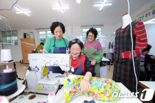 경로당이 곧 일터…동대문구, 너나들이 2호점 오픈