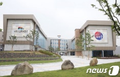 대구교육박물관 다음달 15일 공식 개관
