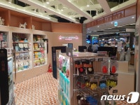 [단독]롯데슈퍼도 펫팸족 공략…펫츠 라운지 론칭