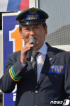 포항 찾아온 더불어민주당 111평화유세단 
