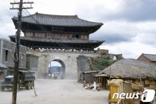 1952년 수원화성 팔달문