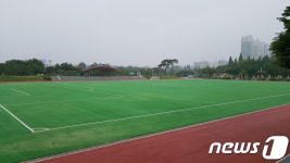 익산시, 유해물질 검출된 체육시설 인조잔디 교체 완료