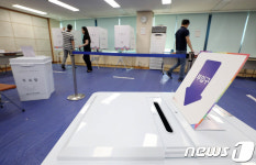 사전투표 둘째날 오전 9시 기준 13.35%… 지역별 편차는 전남 25.32%, 대구 10.37%