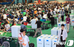 개표 시작한 6·13지방선거 