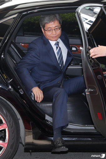 '재판거래' 의혹, 김명수 대법원장의 입장은?