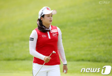 미소짓는 최혜진