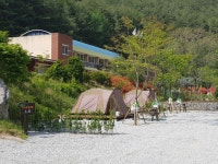 폐교에서 캠핑을…서울시, 경북 봉화에 7호 캠핑장 개장