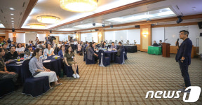 해군 장성 性 추문 논란 속 열린 군 성폭력 피해자 지원 강화 워크숍