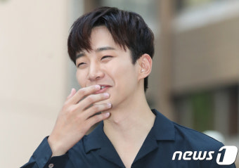 준호, 여심 무장해제 미소
