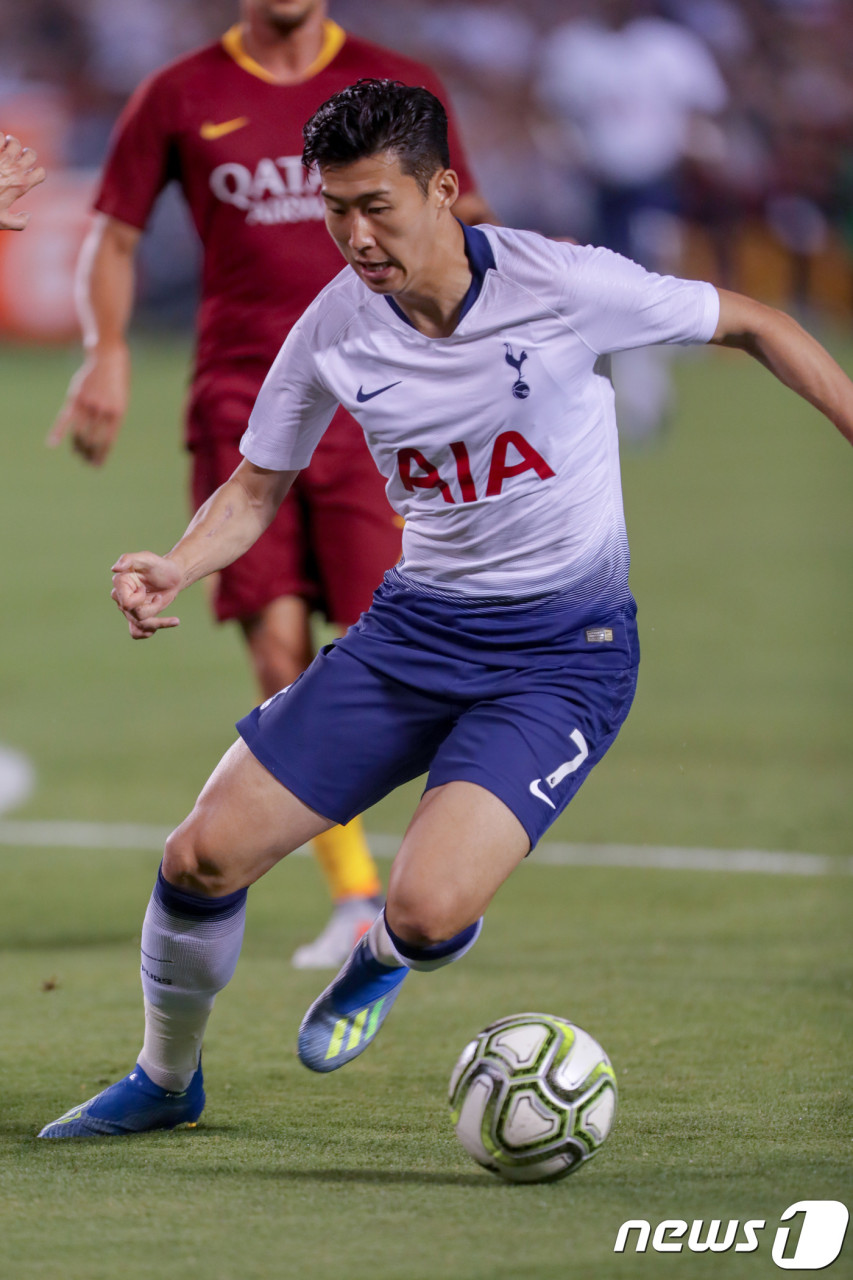 손흥민, AS로마 상대 선제골 기록하며 UEL 무승부