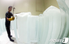 폭염 걱정없는 얼음공장