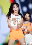 연우네속옷 | 모모랜드 연우, 손하트 뿅