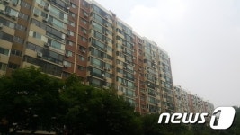 30도 열대야 속 압구정 현대아파트 정전…현재 복구완료