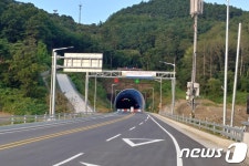 괴산∼중부내륙고속도로 괴산 IC 구간 국도 ‘개통’