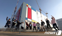 삼성전자·SK하이닉스 반도체 호황 지속에 투자액 껑충