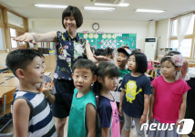 개학 맞은 교실 풍경