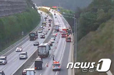  BMW 중부내륙고속道서 또 불…야산 옮겨붙어