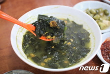 [여행썰풀이] 1만원의 행복…딱새우 반반 먹어본 적 있나요