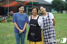 [Go up! 가업] ⑤“둘이어서 가능”…은아목장 후계자 김지은‧김지아 자매