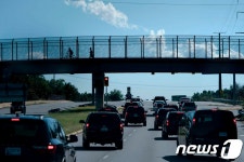 [사진] 버지니아 골프클럽서 백악관으로 돌아가는 트럼프