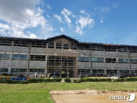 수원 유스호스텔 신축 현장 불…인명피해 없어