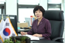 변호사이희숙법률사무소 | 이희숙 소비자원장 "소비자 피해 정보, 각 부처에 실시간 공유"