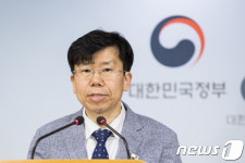 메르스 확진환자 상태 설명하는 김남중 서울대병원 교수