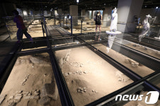 600년 역사 품은 공평도시유적전시관