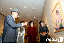 안동에 온 코리아나미술관의 미인도