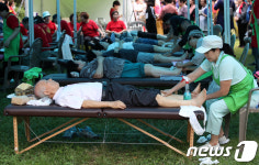 어르신 시원하시죠