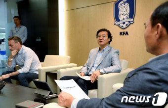 축구협회-대표팀 감독들, 한국축구 발전을 위한 상견례