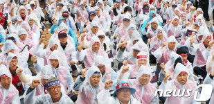 용남고속 노조, 시급 인상 결렬 총파업 돌입