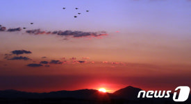 새처럼 훨훨 날으는 블랙이글스 