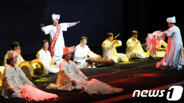 2018 세계소리축제 첫 공연 연 진도씻김굿 