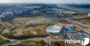 축구장 70개 크기의 공원+식물원, 서울식물원
