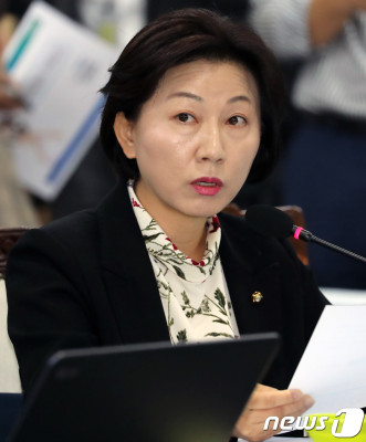 [국감] 질의하는 송옥주 더불어민주당 의원 | 포토뉴스