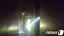 부산진구 여관 화재 투숙객 10명 대피…“누전 추정”