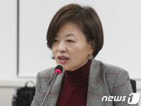 진선미 장관, 범정부 성희롱·성폭력과 디지털 성범죄 근절 추진 협의회 주재 