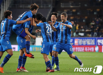말컹, 6년만에 K리그 복귀! 울산, 득점 능력 기대한다.