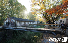 용산미군기지에 남아있는 만초천