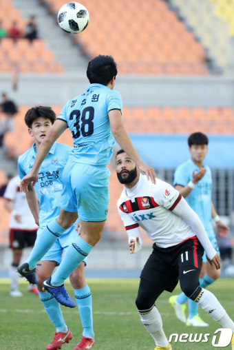 대구FC 장성원 '훨훨 날아'