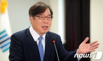 '귀족검사·토착세력 유착' 대수술…지방·형사부 거쳐야 부장검사