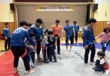 정읍시청 단풍미인씨름단, 칠보초교서 스포츠 재능기부 