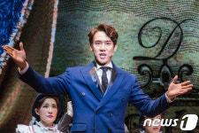 구동매에서 사기꾼으로 변신한 유연석…뮤지컬 젠틀맨스 가이드